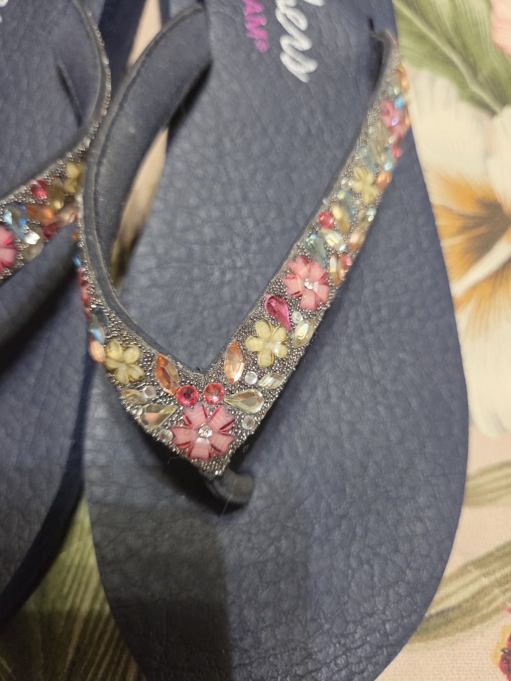 727- Skechers Navy Flip Flops with Multicolor Beaded Straps - Picture 4 of 4